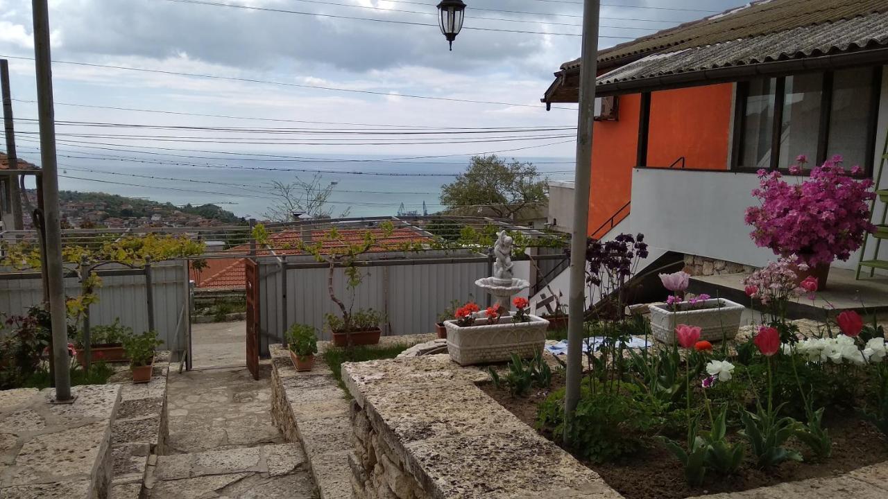 Casa De Elgo Apartment Balchik Exterior photo